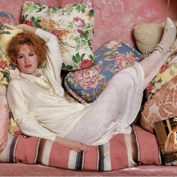 Meet your Posher, Elisabeth - Picture 3 of 3